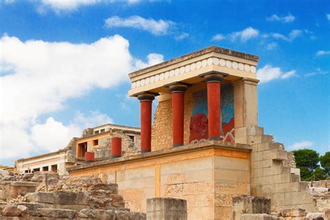 The Minoans at Knossos – Minoan Civilization.